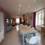Le Clos D'audio 3* Riols