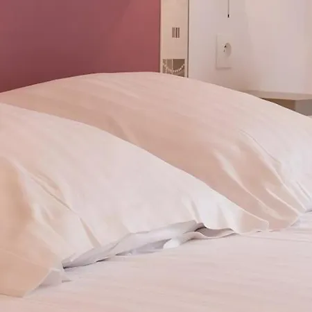 Le Clos D'audio Bed & Breakfast 3*