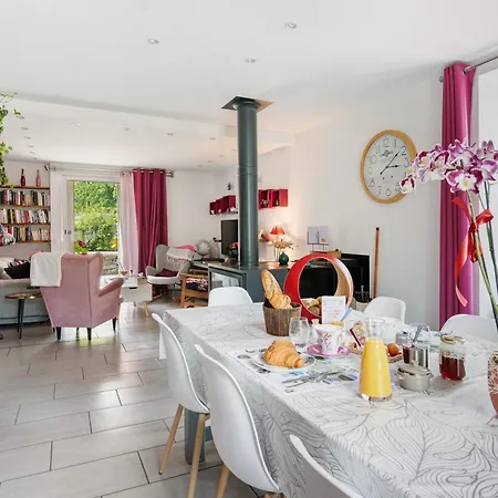 Le Clos D'audio Bed and Breakfast Riols