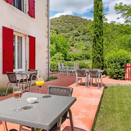 Le Clos D'audio 3* Riols