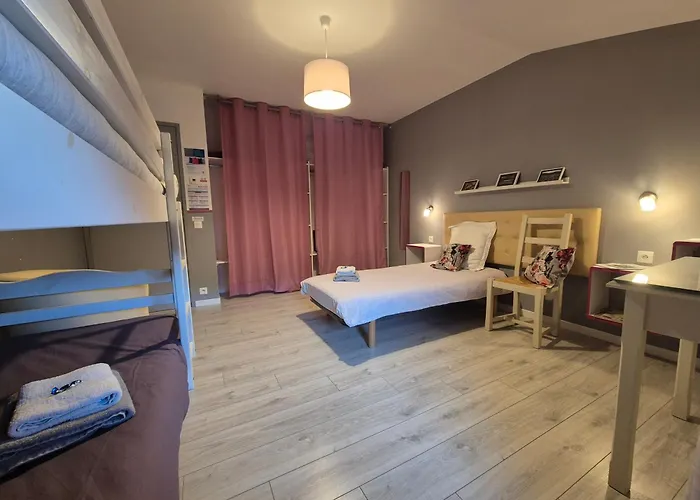 Le Clos D'audio 3* Riols