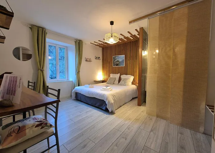 Le Clos D'audio Bed & Breakfast