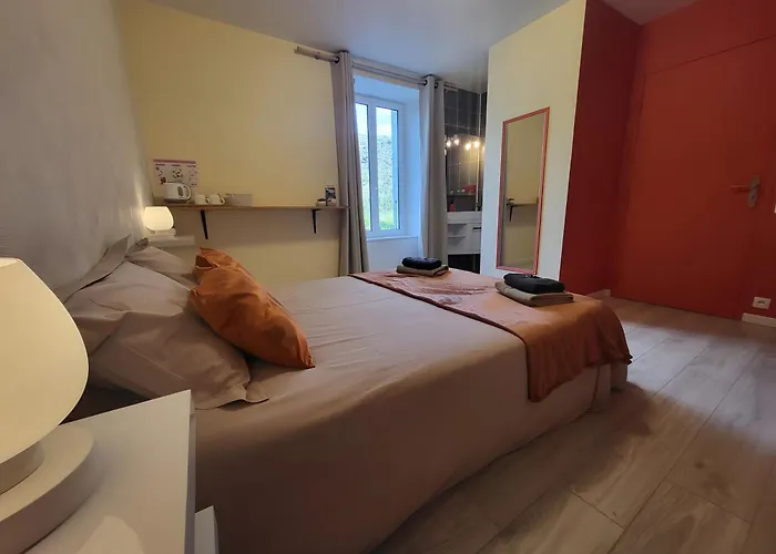 Le Clos D'audio Bed & Breakfast Riols