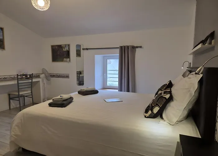 Le Clos D'audio Bed & Breakfast