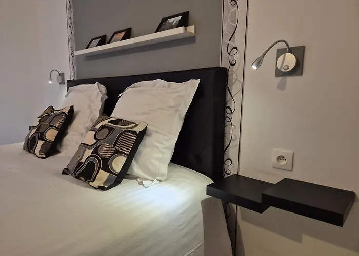 Le Clos D'audio Couette-café Riols