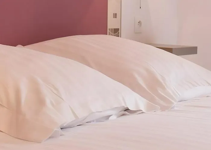 Le Clos D'audio Bed & Breakfast Riols